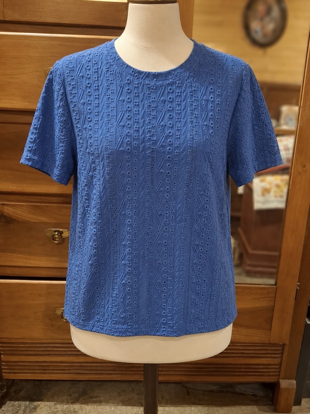 Women's Eyelet Short Sleeve Tee in Blue